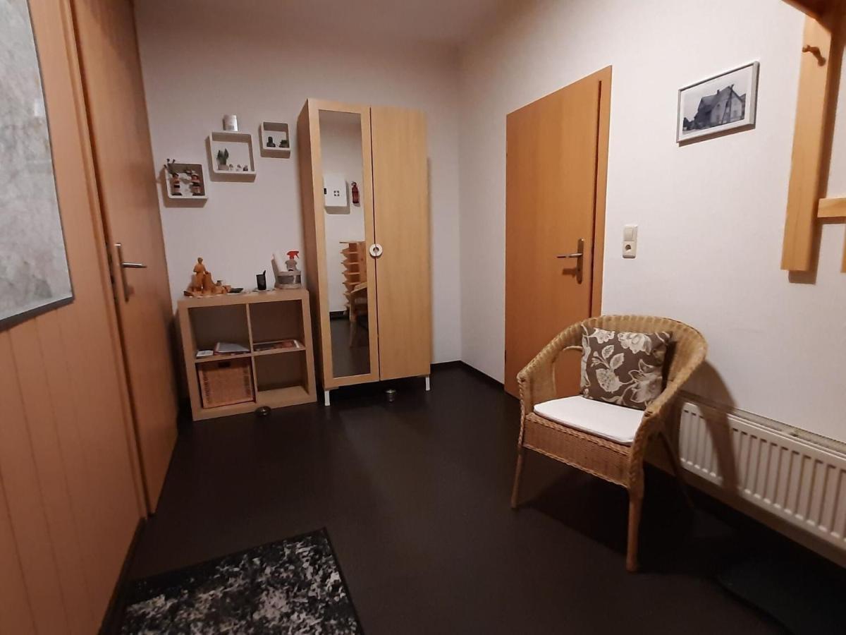 Cozy Apartment In Ore Mountains With Balcony Breitenbrunn  Eksteriør bilde