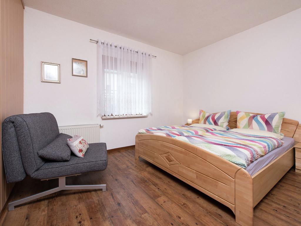 Cozy Apartment In Ore Mountains With Balcony Breitenbrunn  Eksteriør bilde